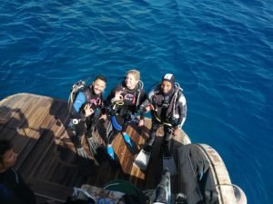 cheap dive trips